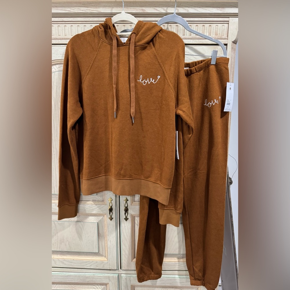 Spiritual Gangster Love Script Harper
Crop Hoodie + Joggers Women's Brown M